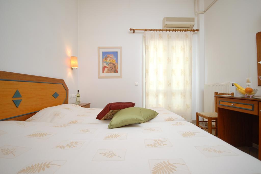 Barbouni Hotel & Studios Naxos City Buitenkant foto