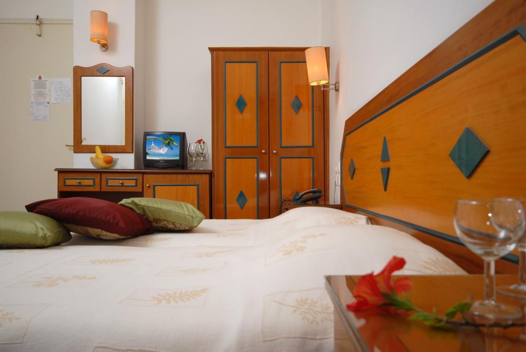 Barbouni Hotel & Studios Naxos City Kamer foto